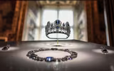 Trộm táo tợn tại Bảo tàng Louvre (Pháp): Nhiều đồ trang sức vô giá bị đánh cắp