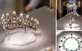 Trộm táo tợn tại Bảo tàng Louvre (Pháp): Nhiều đồ trang sức vô giá bị đánh cắp