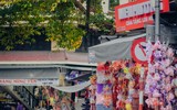 Ngỡ ngàng trước vẻ đẹp của những món đồ chơi Trung thu truyền thống trên phố cổ Hà Nội