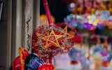 Ngỡ ngàng trước vẻ đẹp của những món đồ chơi Trung thu truyền thống trên phố cổ Hà Nội