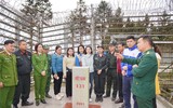 Công an Thủ đô với hành trình “Xuân biên cương - Nâng bước em đến trường”