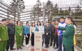 Công an Thủ đô với hành trình “Xuân biên cương - Nâng bước em đến trường”