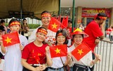 Người dân háo hức chờ lễ sơ duyệt diễu binh, diễu hành sự kiện A80