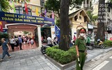 Công an Hà Nội cùng học sinh trên mọi nẻo đường đến trường ngày khai giảng