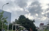 Công an Hà Nội cùng học sinh trên mọi nẻo đường đến trường ngày khai giảng