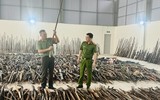 Tiêu hủy hàng nghìn súng, đạn và vũ khí tự chế nguy hiểm trong 2 ngày
