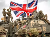 Quân đội Anh mất khả năng tự vệ sau nhiều năm 'vùi đầu vào cát'