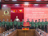 Công an Hà Nội luôn sát cánh, sẻ chia khó khăn cùng nhân dân và đồng đội tỉnh Đắk Lắk