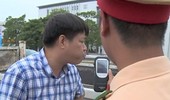 Khó khăn xử lý người điều khiển giao thông vi phạm nồng độ cồn