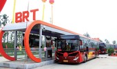 Hà Nội: Xe buýt nhanh BRT chưa có đường để chạy