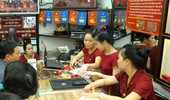 Giá vàng trong nước thấp hơn giá thế giới 620.000 đồng/lượng