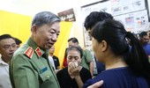 Bộ trưởng Tô Lâm chia sẻ nỗi đau thương với thân nhân 3 cán bộ chiến sỹ Cảnh sát phòng cháy, chữa cháy hy sinh khi làm nhiệm vụ