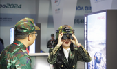 Triển lãm Quốc phòng Quốc tế Việt Nam 2024: Khách tham quan được trải nghiệm súng thật