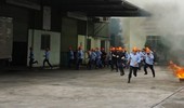 Diễn tập xử lý tình huống giả định tại nhà máy xốp khu công nghiệp Sài Đồng B 