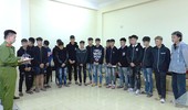 Triệu tập 20 thanh thiếu niên mang theo dao, kiếm đi gây rối