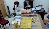Cận cảnh số tiền, vàng được thu giữ của siêu lừa 'Mr Pips' Phó Đức Nam
