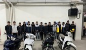Bắt giữ 15 đối tượng phóng xe tốc độ cao 