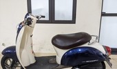 Phát hiện người phụ nữ điều khiển xe Honda Scoopy không rõ nguồn gốc