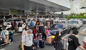 Sân bay Tân Sơn Nhất cần bổ sung taxi đủ phục vụ nhu cầu của hành khách