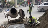 “Lộ” nhiều nguyên nhân khiến vỉa hè lát đá tự nhiên ở Hà Nội nhanh vỡ