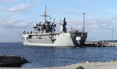 Nga giám sát chặt tàu chỉ huy Hạm đội 6 Mỹ có thể vào Biển Đen