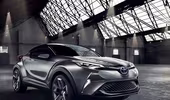Toyota công bố giá bán chính thức của SUV cỡ nhỏ C-HR