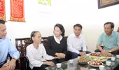 Chủ tịch Quốc hội thăm gia đình chính sách ở Hà Nội