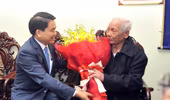 Chủ tịch UBND TP Hà Nội Nguyễn Đức Chung thăm gia đình chính sách
