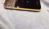 BlackBerry Classic mạ vàng 24K đầu tiên