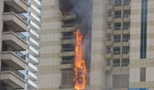 Hỏa hoạn tại tòa nhà chọc trời ở Dubai 