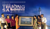 Triển lãm "Trường Sa - nơi ta đến" gây quỹ tặng 70 triệu đồng cho con em lính đảo