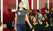 Hơn 100 "chân dài" háo hức casting show diễn "Elle Fashion Journey"