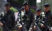 Quân đội Thái Lan chiếm lĩnh doanh trại của các tay súng đối lập
