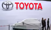 Hãng Toyota tạm ngừng sản xuất do động đất