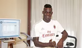 AC Milan quyết đưa "siêu quậy" Balotelli vào khuôn khổ