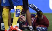 Barcelona choáng váng vì chấn thương của Messi