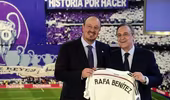 Chủ tịch CLB Real Florentino Perez bất ngờ "cứu" HLV Benitez