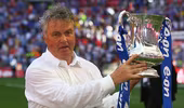 Chelsea chính thức xác nhận Hiddink làm HLV tạm quyền