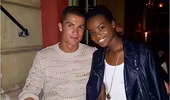 Ronaldo khoe ảnh ăn tối với siêu mẫu của Victoria’s Secret