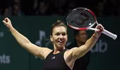 Đè bẹp Serena Williams, Simona Halep là ngôi sáng nhất WTA Finals