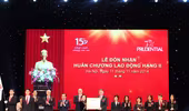 Prudential Việt Nam đón nhận Huân chương Lao động hạng Nhì