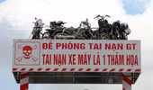 Tặng bằng khen cho người tạo ra biển cảnh báo TNGT “độc”, “lạ”