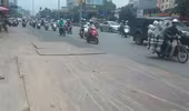 Khắc phục nhanh “hố tử thần”  trên đường Đại Cồ Việt