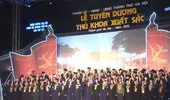 Hà Nội tuyên dương 98 thủ khoa tốt nghiệp xuất sắc năm 2015