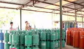 Kho gas chân cầu Thanh Trì - Tiềm ẩn nguy cơ cháy nổ cao