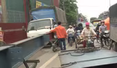 Giải tỏa hành lang ATGT như "ném đá ao bèo"