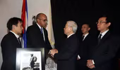 Các nhà lãnh đạo Việt Nam tưởng niệm đồng chí Fidel Castro