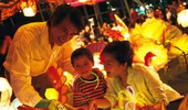 Đêm hội trăng rằm hướng về biển đảo