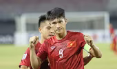 Thiếu người từ phút thứ 7, ĐT Việt Nam vẫn thắng Campuchia