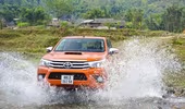 Toyota Hilux mở chiến dịch chiếm lĩnh thị trường